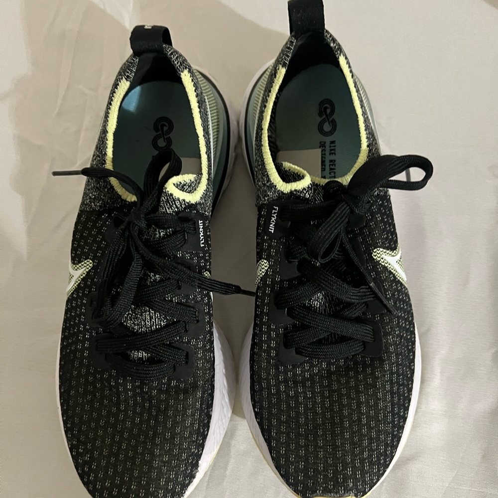 Nike Black and White Athletic Shoes
